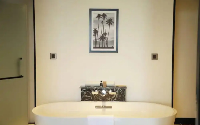 Charmant Suites a Boutique Hotel Can Tho
