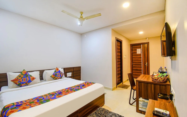 Fabhotel Royal Crystal