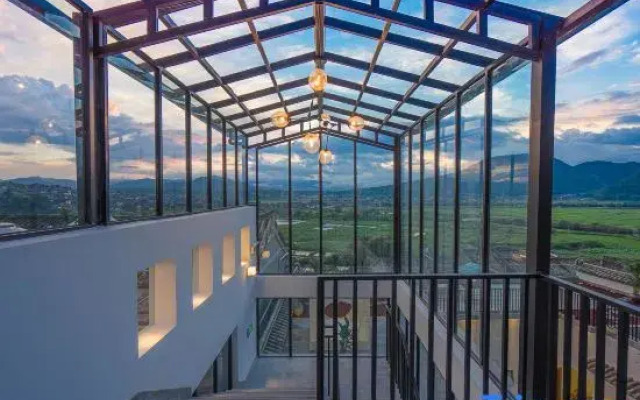 Sanwanli Senlv Designer Homestay (Tengchong Heshun Ancient Town)