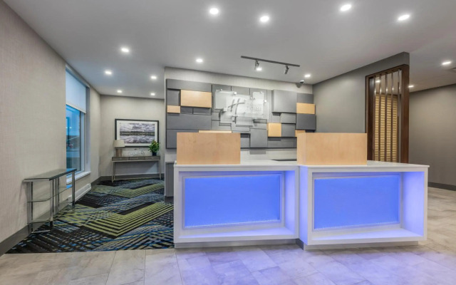 Holiday Inn Express & Suites Moncton by IHG