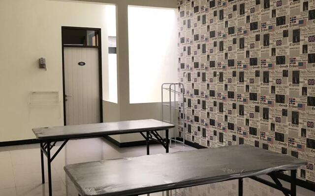 Kost and Homestay Putri D'Oasis (Depan Kampus Petra)