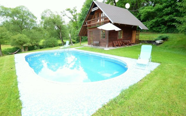 Sunlit Holiday Home in Bechyne With Private Pool