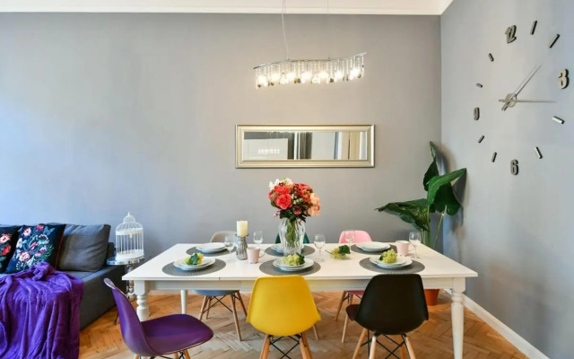 Cosmopolitan Central Prague Apartment