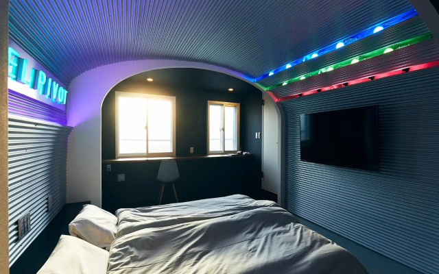 Hotel Pivot