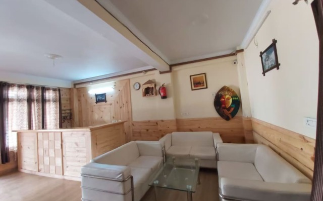 Hotel Lorent Manor by Goroomgo