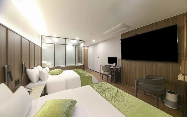 Hanabi Hotel