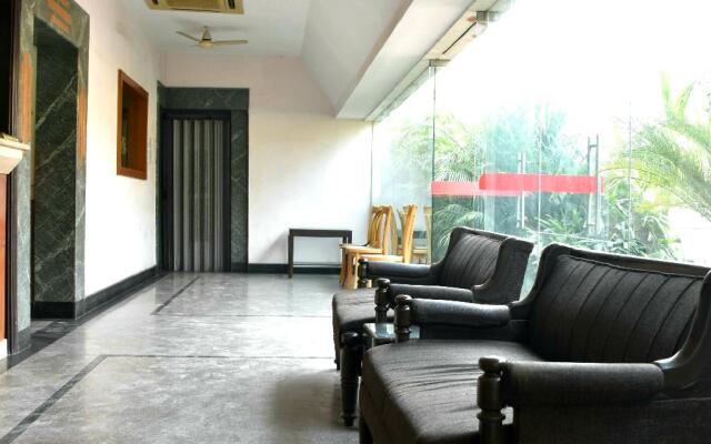 Hotel City Grand