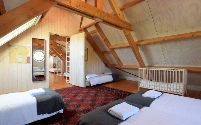 Spacious Holiday Home in Kaag with Garden