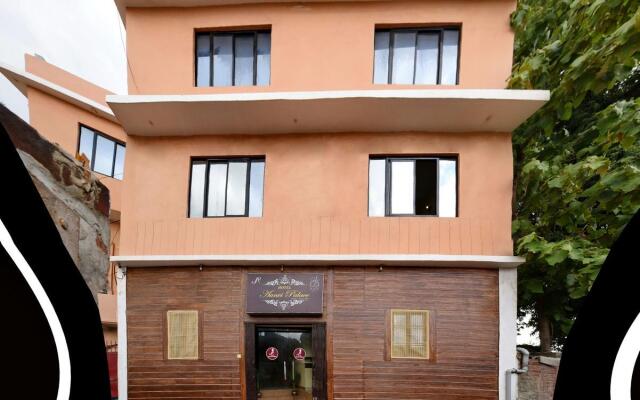 Hotel Aanvi Palace