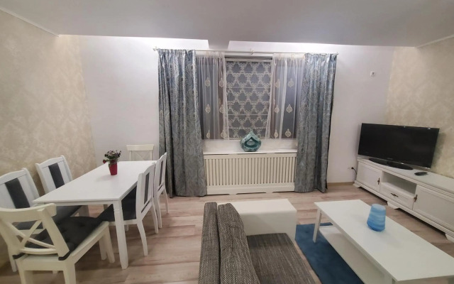 Morii Lake Apartment