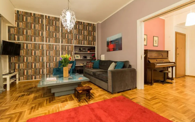 Modern - Vintage Apartment by Acropolis Museum