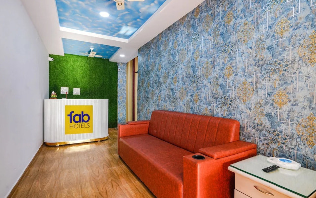 Fabhotel Grand Broholic