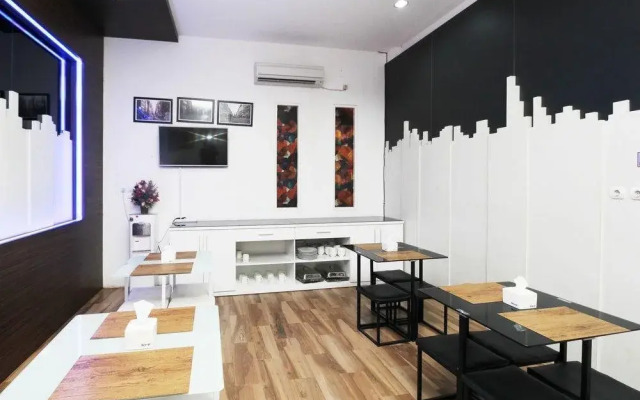 Trans City Hotel