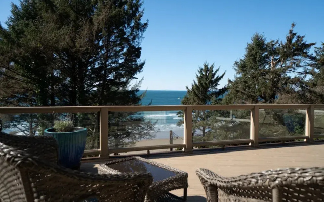 Otter Rock Hideaway 3 Bedroom Home