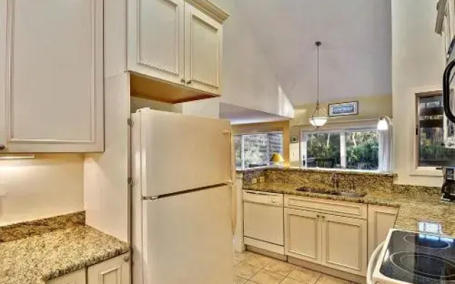 4585 Parkside Villa