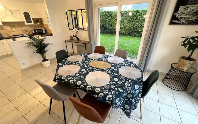 Apartment in Carantec Near Sandy Beaches