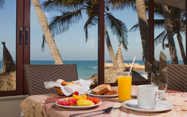 Luna Palace Hotel and Suites