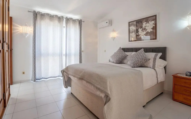 Carosim Quiet Location Close to Beach Private