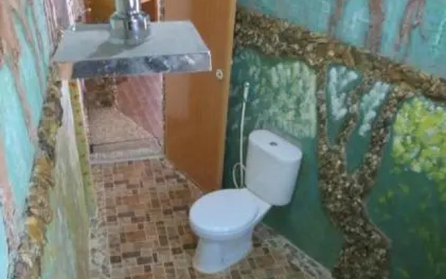 Eriono Guest House Bukit Lawang