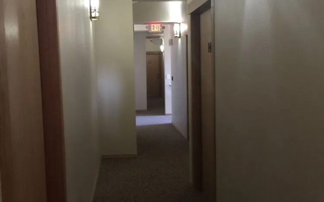Kenai Airport Hotel
