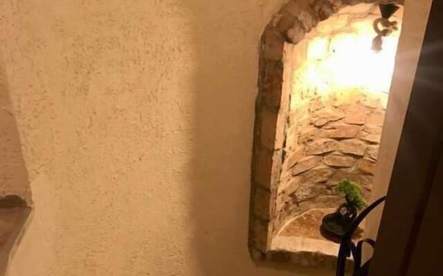 Taksi̇m Whi̇te Sui̇t