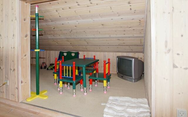 Pleasant Holiday Home in Hemmet With Whirlpool