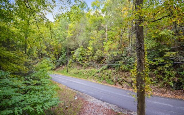The Honeymooner 1 Bedroom Cabin