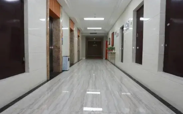 Home Inn · Neo (Baoji Tangchao City Wanda Plaza Store)