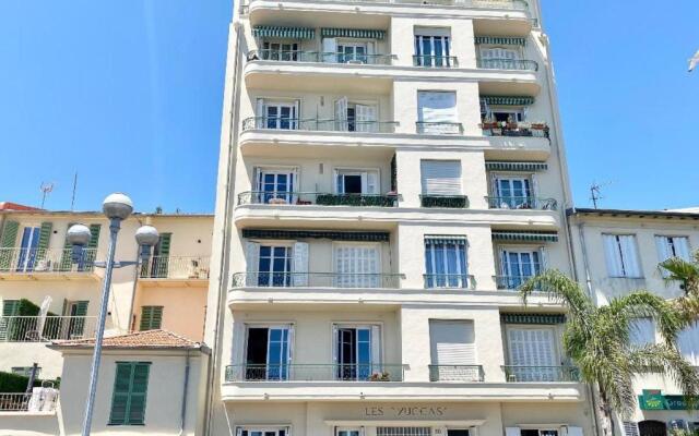 SEA FRONT SUITE - Panoramic View with Terrace - 85 m