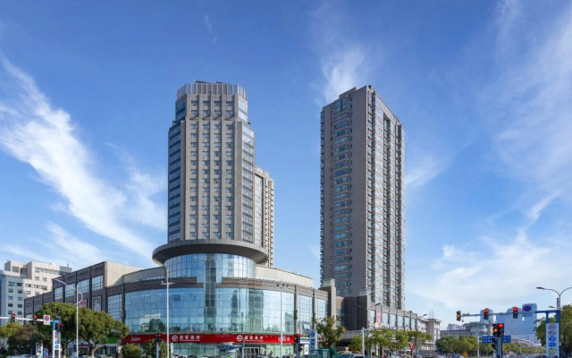 Merryland Traders Hotel