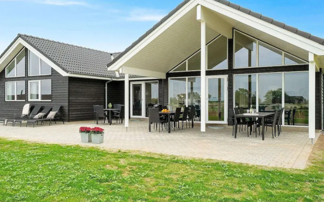 18 Person Holiday Home in Bogense