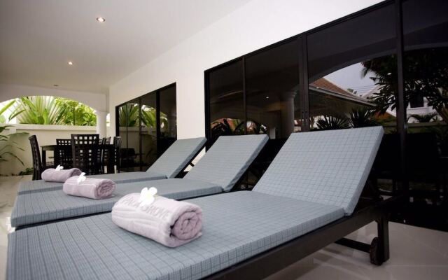 Baan Bali By Pinky