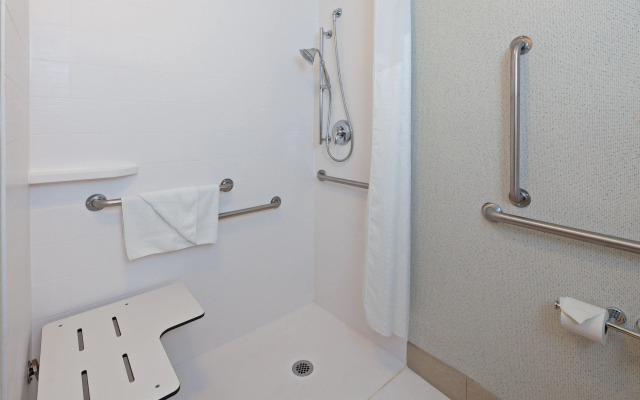 Holiday Inn Express Hotel & Suites San Diego-Escondido by IHG