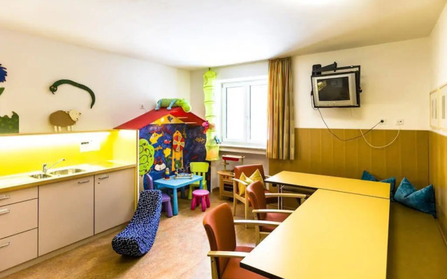 DJH Garmisch- Partenkirchen - Hostel