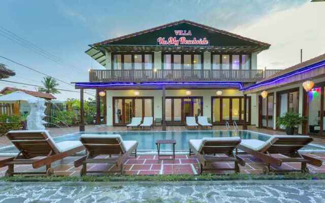 Ha My Beachside Villa Hoian