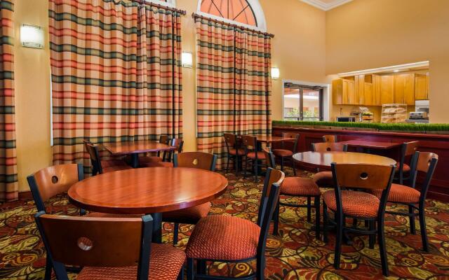 Baymont by Wyndham Orlando East