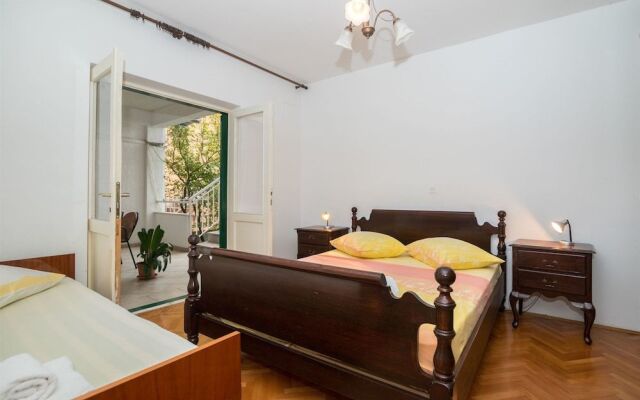 Apartments and Room Nevenka