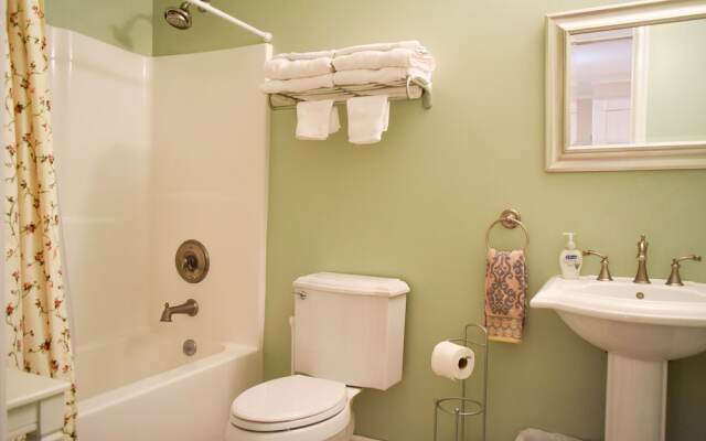 The Pawling House Bed & Breakfast