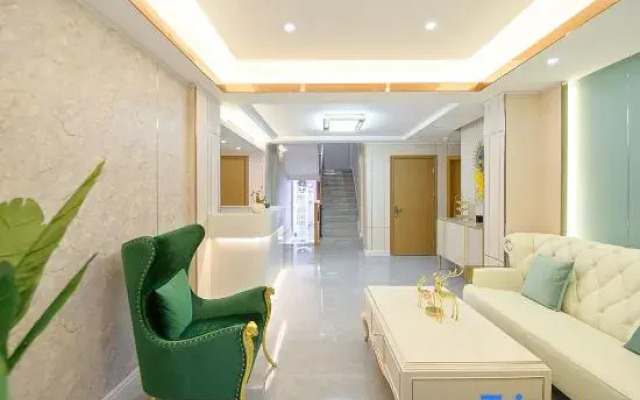 Xiamen Gulangyu Yueqing Port Hotel