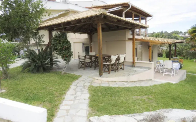 Villa Athina by Travelpro Services - Fourka B