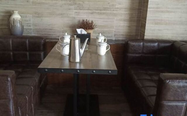 Tiantang Guzhai Holiday Hotel