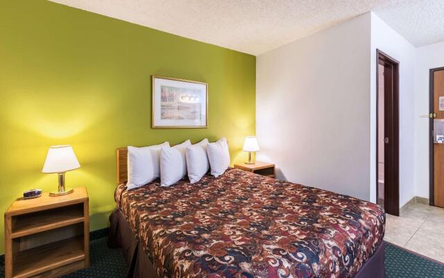 Super 8 by Wyndham Grand Island South