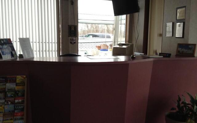 Knights Inn - Chilhowie