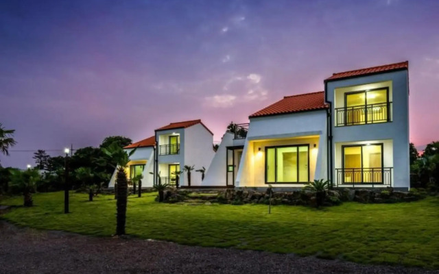 Seogwipo Naple Unshared House Pension