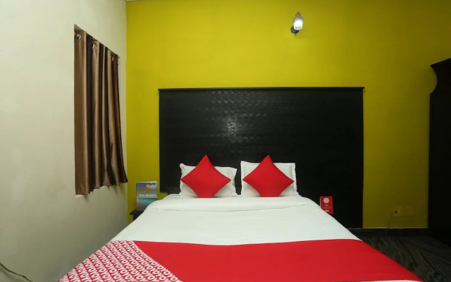 Capital O 15091 Gaurav Boarding House