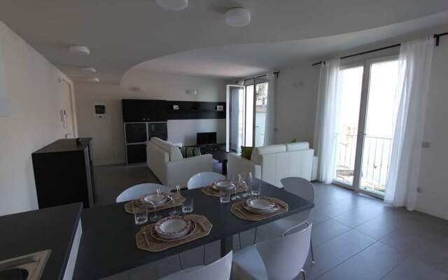 The Green House on the Lake