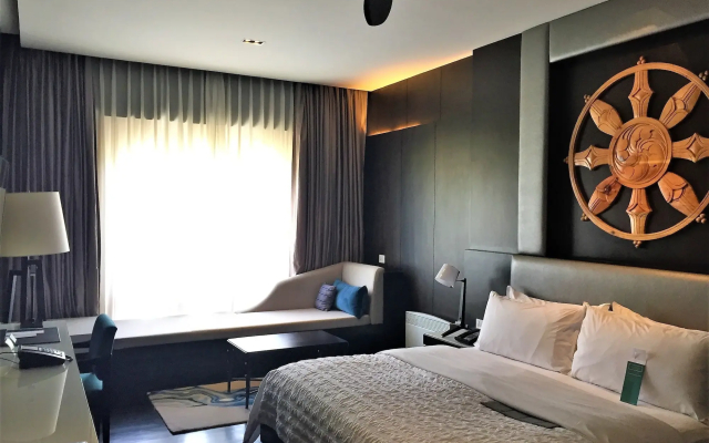 Le Meridien Paro, Riverfront