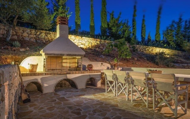 Luxury Zakynthos Villa Moore Villa 8 Guests - 4 Bed Agios Nikolaos