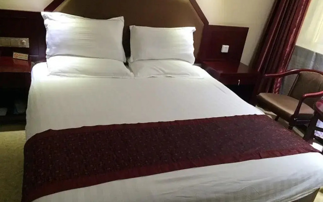 Golmud Love Travel Hostel