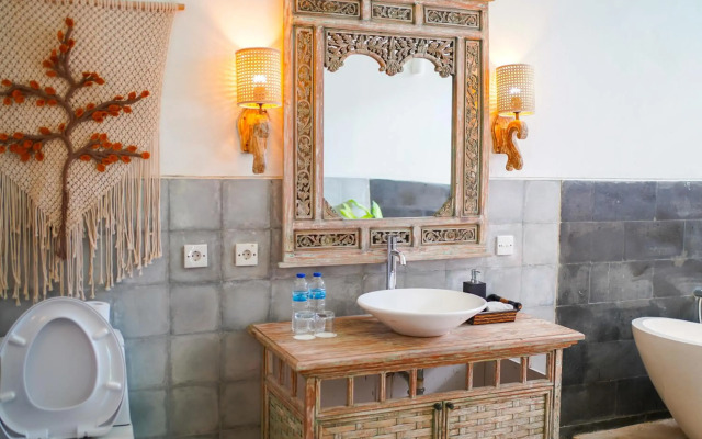 New Pondok Sara Villas